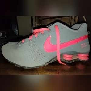 Nike Shocks